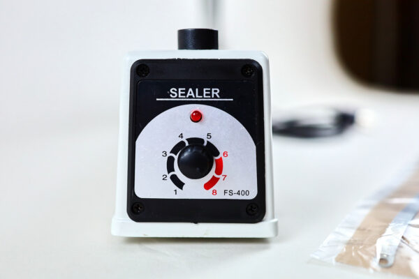 Impulse Sealers for Mycology Temperature dial